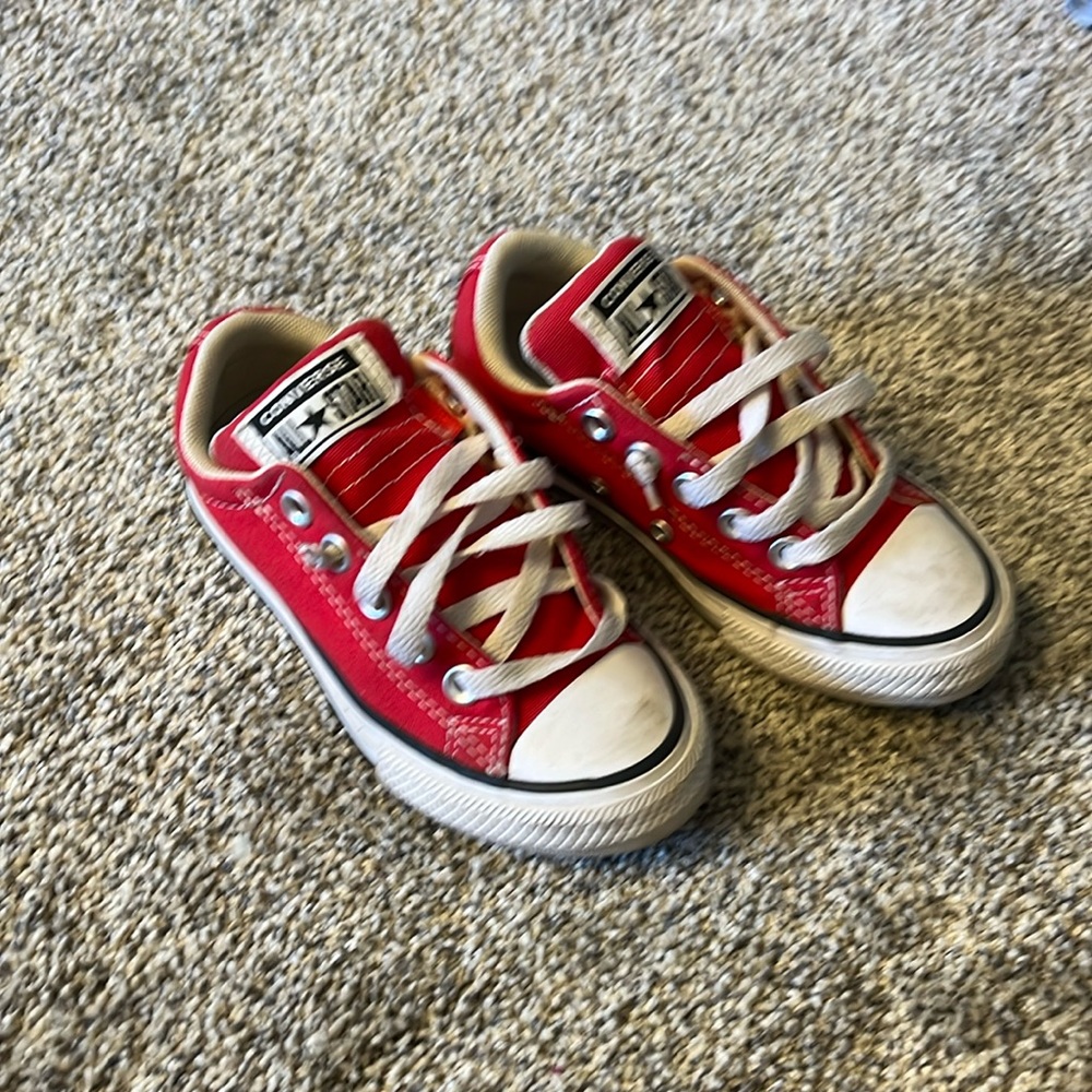 Red converse all stars